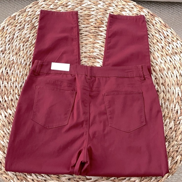 Chico’s Platinum Soft-Stretch Jegging - Picture 6 of 15